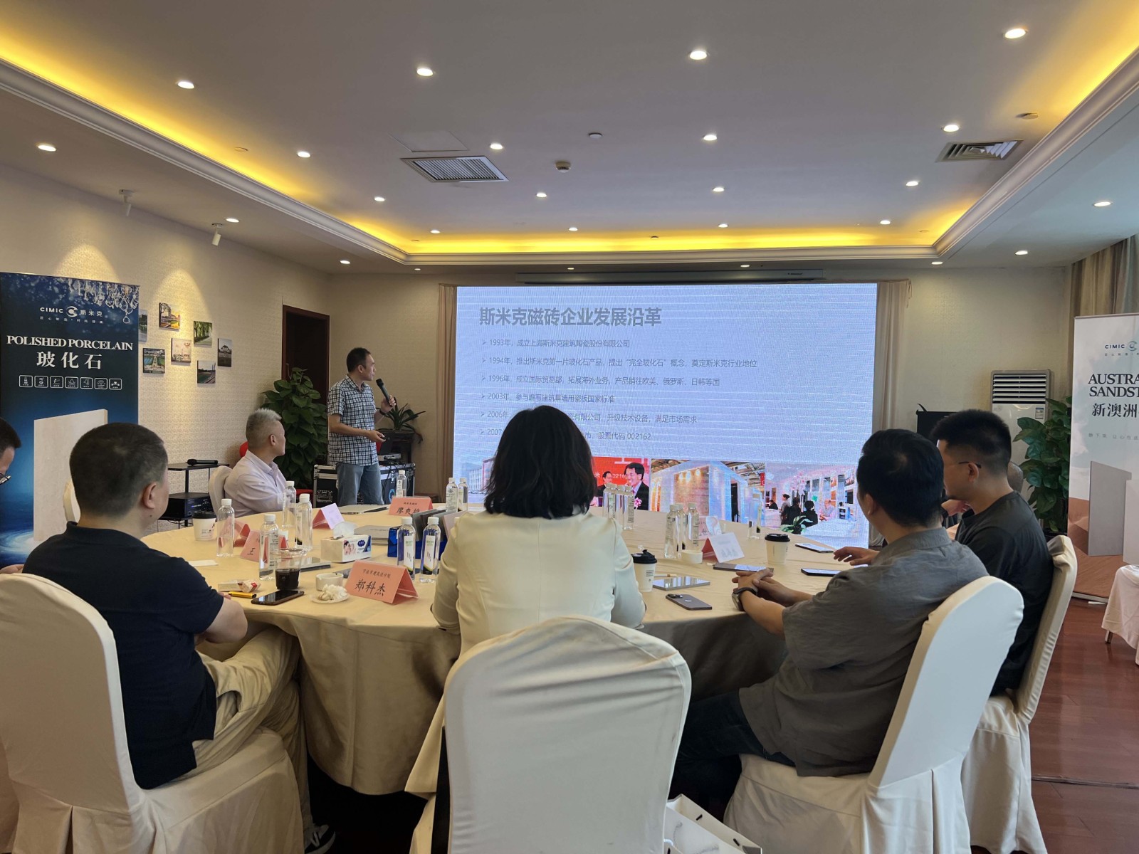09.jpg 09.jpg